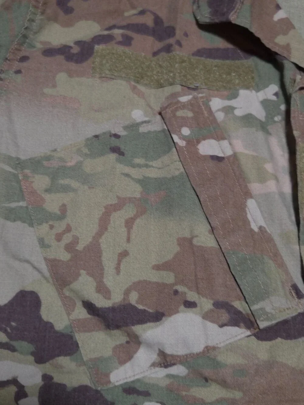 USGI Dept of the Army Combat Uniform Coat Unisex 8415-01-598-9987 Medium Regular